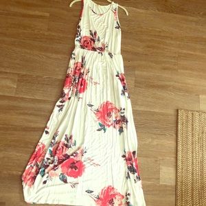 Ivory floral print tank maxi dress with pockets
